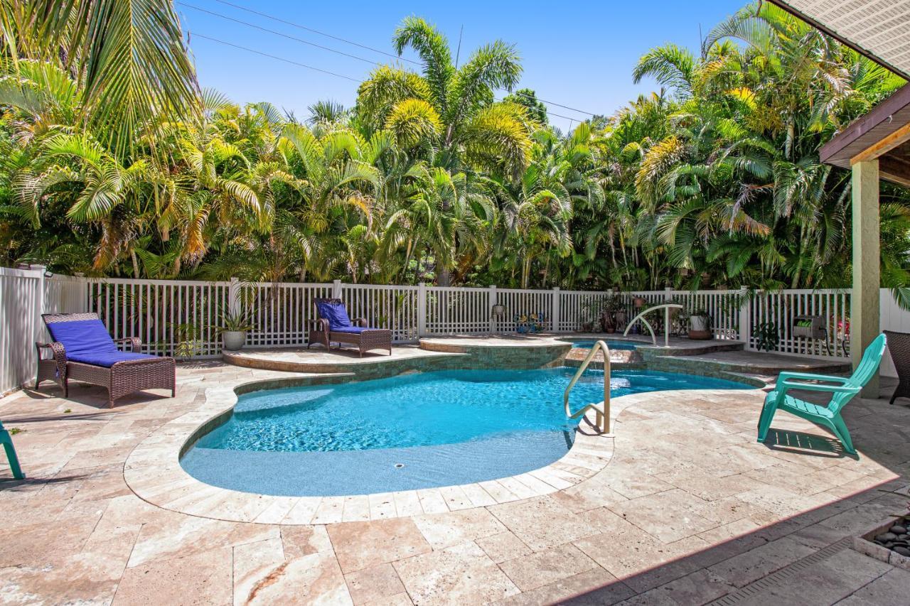 Almost There Bradenton Bagian luar foto